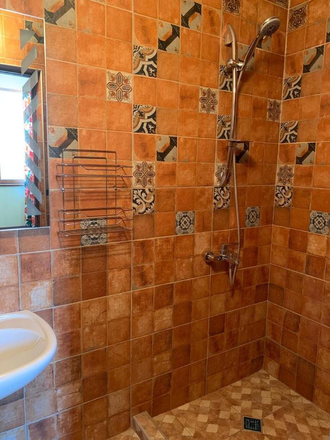 Hotel Bolnisi Elia Zewnętrze zdjęcie